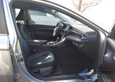 2024 Toyota Camry Se z USA, uszkodzony, nr VIN 4T1G11BK4RU127447